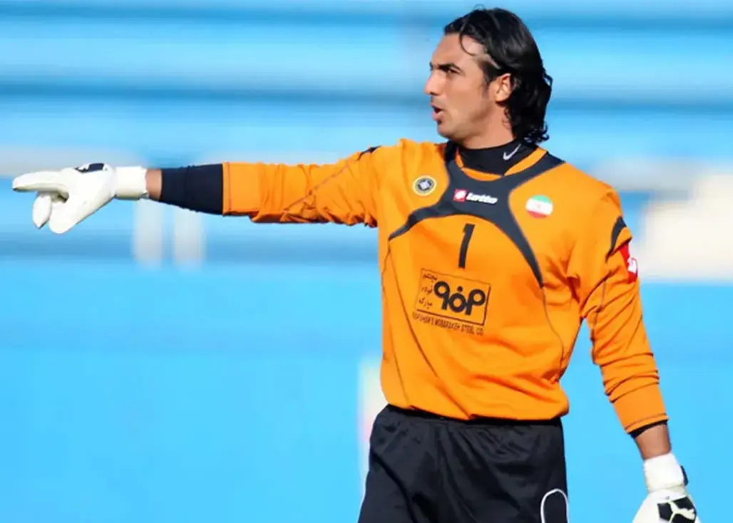 از عابدزاده تا حسینی؛/ مسیر یک‌طرفه گلرهای استقلال به سپاهان