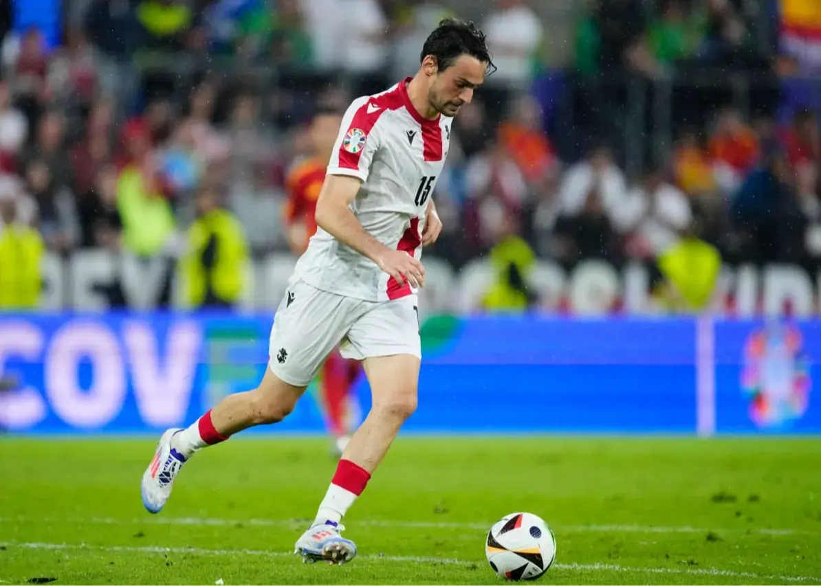 پیشکسوت استقلال: گولسیانی گزینه خوبی برای ماست