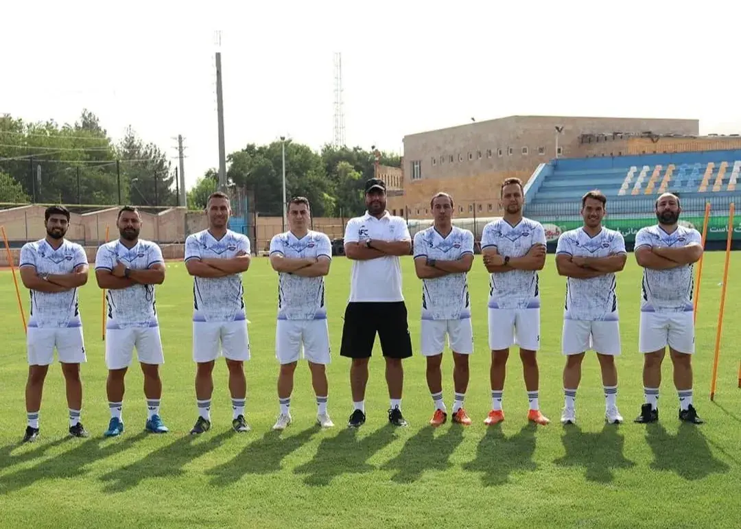 بازگشت سرمربی بنفش‌ها برای پایان ماموریت