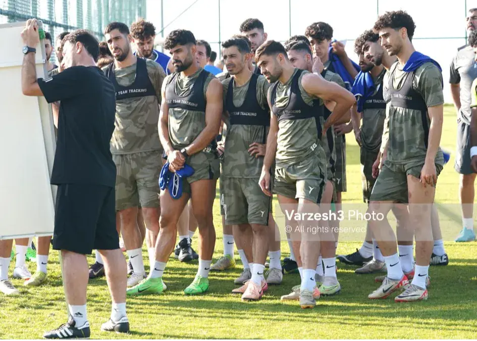 رونمایی لحظه آخری از کیت جدید ذوب آهن (عکس)