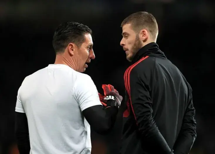 مربی منچستریونایتد به پرسپولیس پیوست!