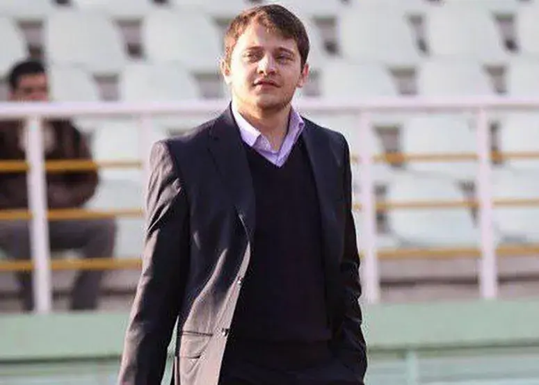 بابایی: عضو هیئت مدیره نباید صحبت کند