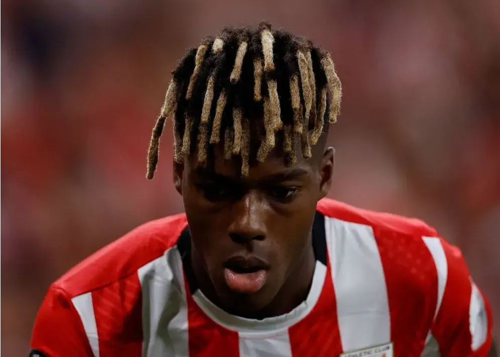 اتهام عجیب: نیکو را مجبور به تمدید کردند!