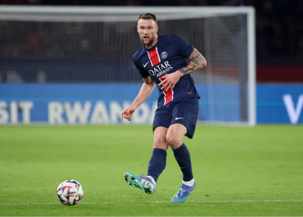 اشکرینیار و مورینیو، شاگردان جدید مورینیو/ حمله ناگهانی فنر به بازار: ستاره‌های بارسا و پی‌اس‌جی