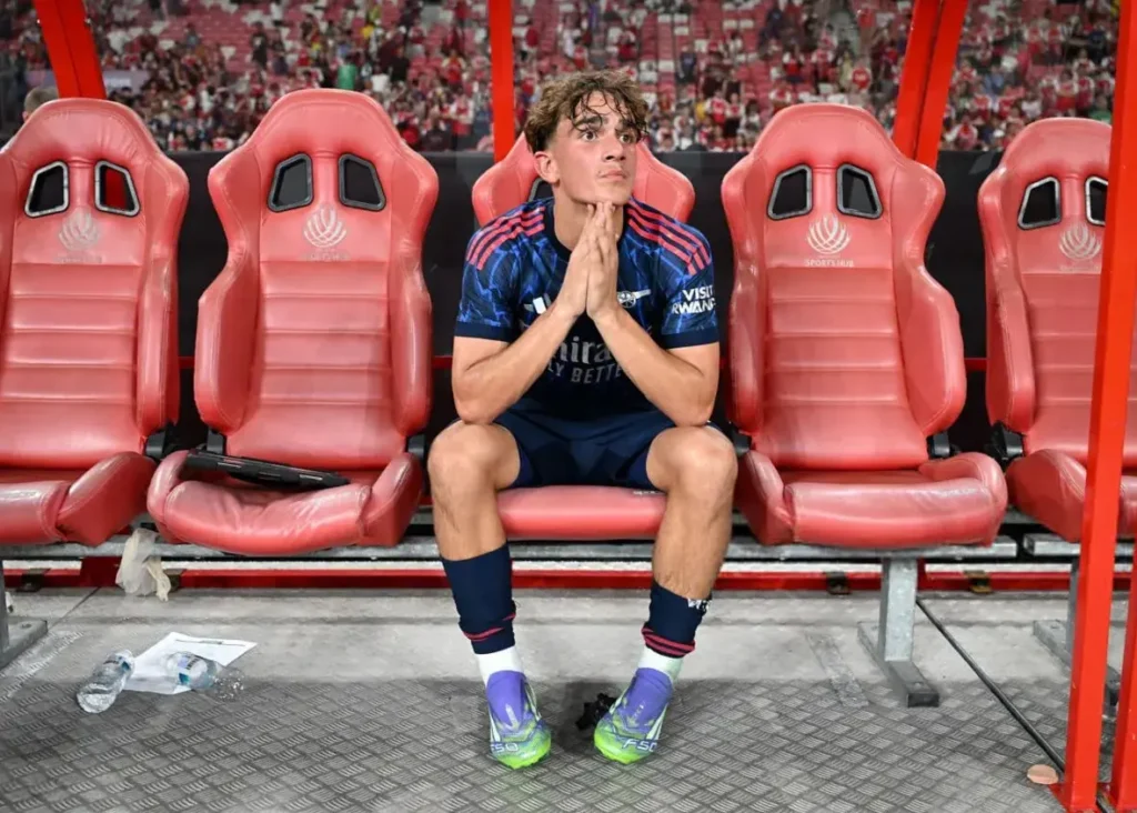 او طبیعی نیست/ پدیده ۱۵ ساله ای که او را با مسی مقایسه می‌کنند