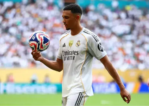 بغض الکساندر آرنولد شکست: ویران شده‌ام