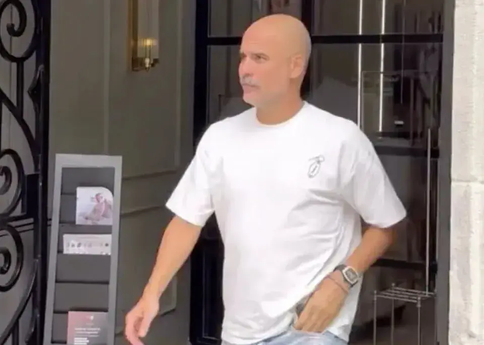 به این قیافه عادت نداریم آقای گواردیولا/ رونمایی پپ از تیپ جدید: آقای سیبیل! (عکس)‏