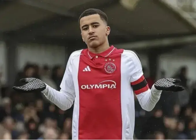 تعجب مسئولان آژاکس/ تست پزشکی جنجالی ستاره مراکشی در رئال