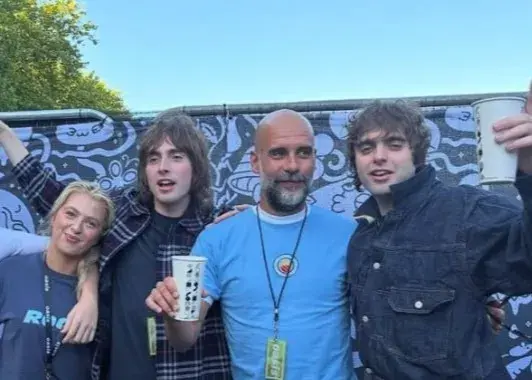 تیپ خاص پپ در آستانه کنسرت بزرگ منچستر (عکس)‏