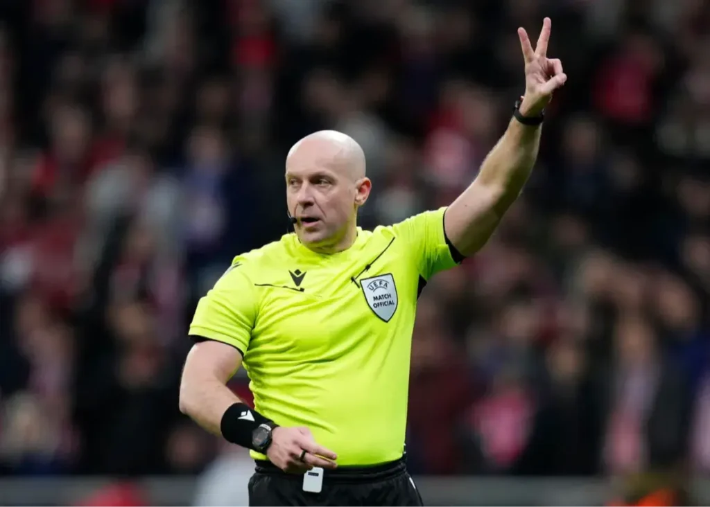 داور فینال جام جهانی آماده جنجالی‌ترین نبرد سال!