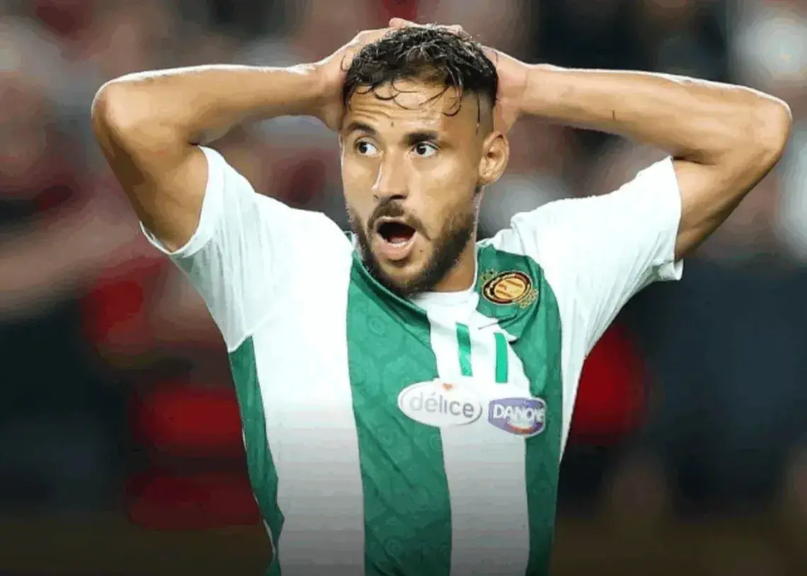 دستگیری عجیب فوتبالیست الجزایری در هواپیما!‏