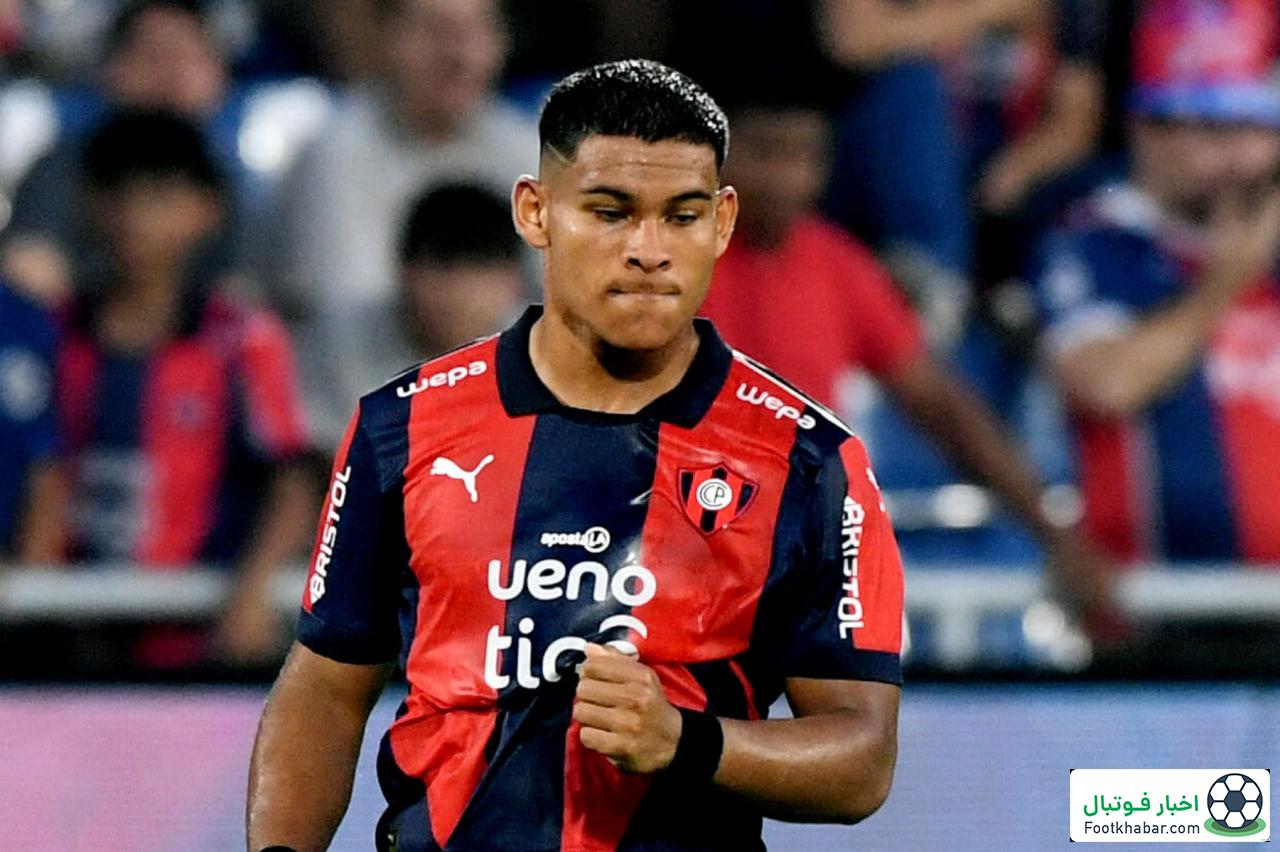 رسمی: پدیده اروگوئه به منچستریونایتد پیوست