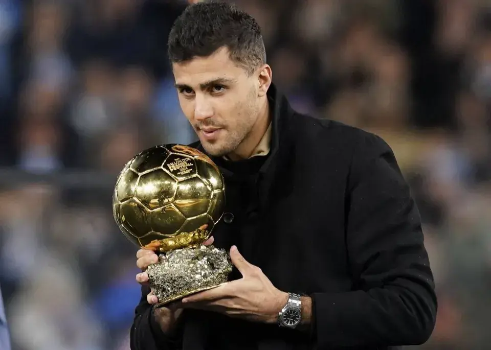 رودری زیر ذره‌بین/ برنده توپ طلا در فهرست خرید رئال