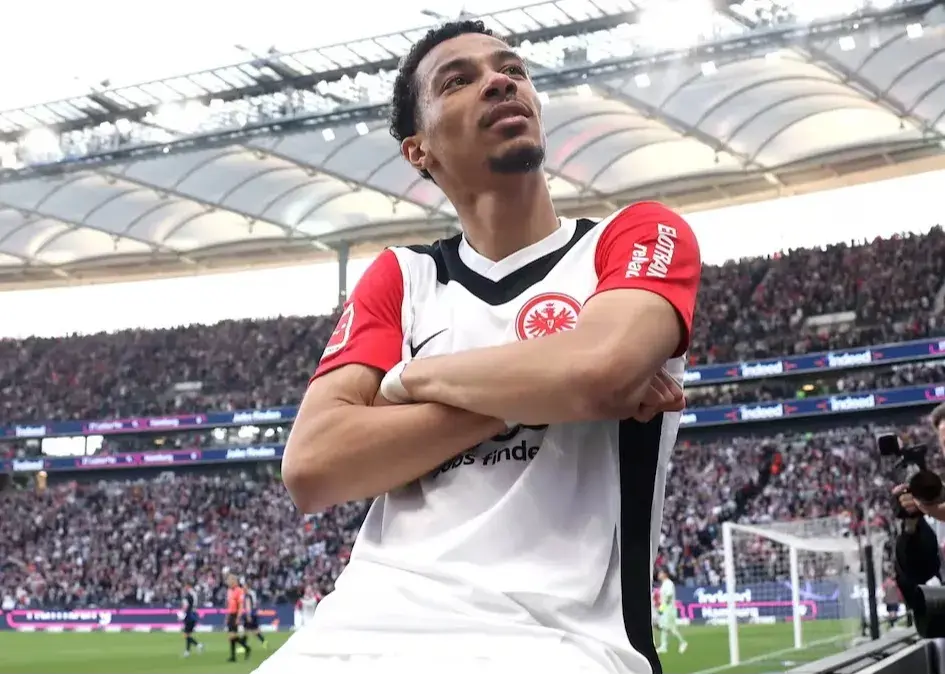 سود خالص آینتراخت/  معجزه ۳۴۵ میلیون یورویی در فوتبال آلمان