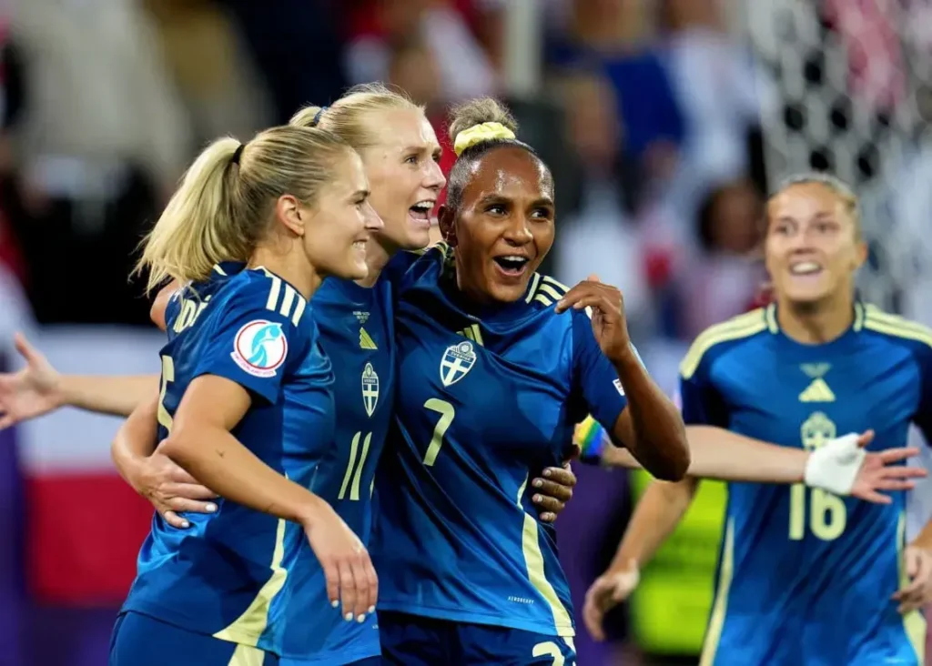 صعود دو مدعی دیگر یورو 2025 به یک‌چهارم نهایی