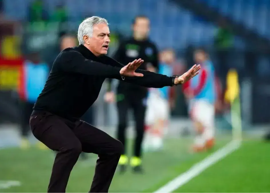 فنر در حال فروپاشی؟/ کشتی مورینیو در ترکیه غرق شد!