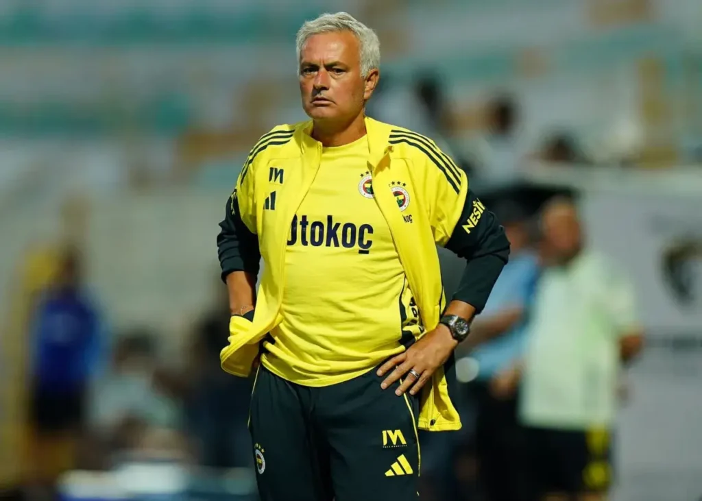 فنرباغچه 4-0 الاتحاد/ شروع طوفانی تیم مورینیو: قهرمان عربستان له شد!‏