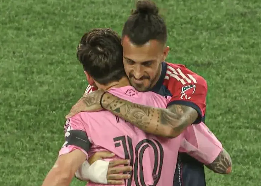 لیونل مسی روز هم‌شهری‌اش را ساخت! (عکس)‏