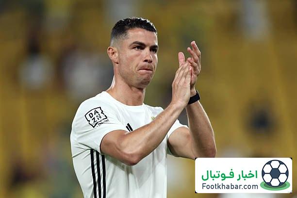 مجسمه رونالدو دشداشه عربی پوشید! (عکس)