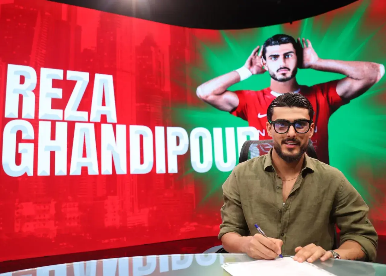 مهاجم ایرانی کنار دو ستاره ارژانتینی و برزیلی/ استقبال هواداران شباب الاهلی از غندی‌پور