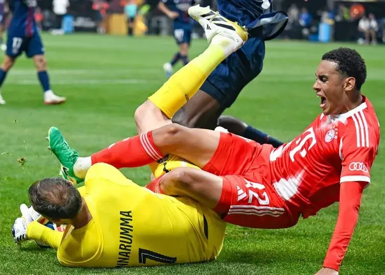 بایرن حداقل 4 تا 5 ماه باید منتظر بماند/ اطلاعات جدید از موسیالا: جمال از کی برمی‌گردد؟