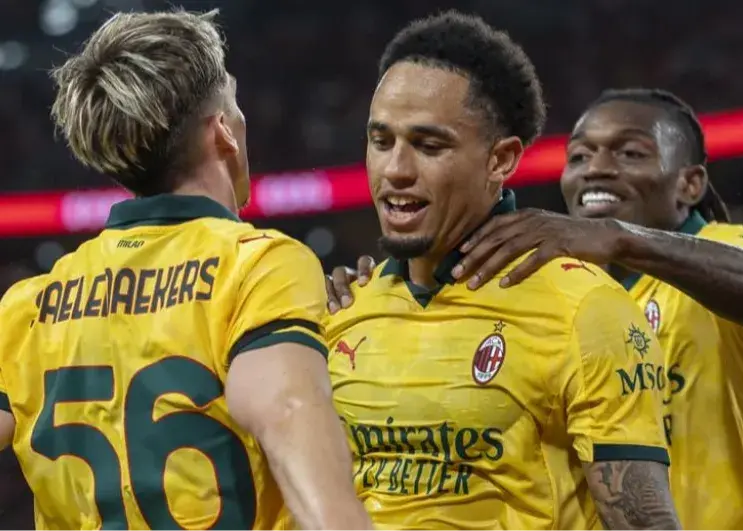 میلان 4-2 لیورپول: گلباران قهرمان در هنگ کنگ!