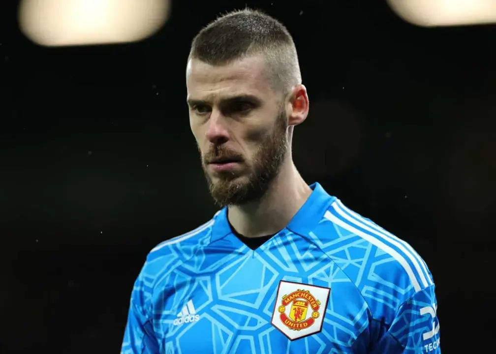 پیشنهادهای زیادی را رد کردم چون یونایتدی هستم/ به دخیا بی‌مهری کردند ولی قلب او هنوز برای یونایتد می‌تپد