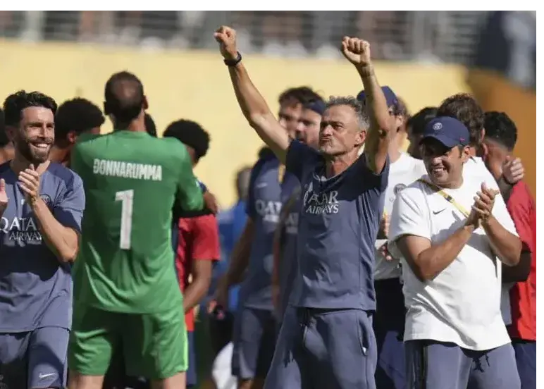 ۱۵-۰: جاروبرقی ترسناک انریکه!