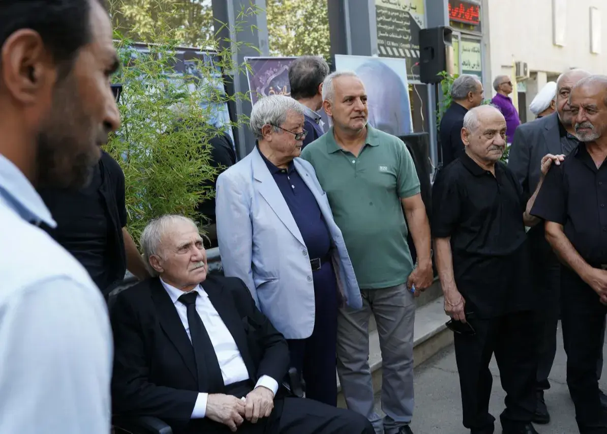 بهت پرسپولیسی محبوب در مراسم تشییع (عکس)