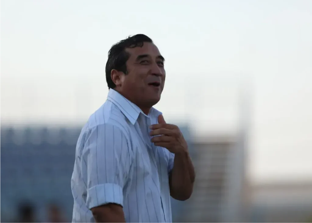 جای خداداد در تراکتور خالی بود (عکس)