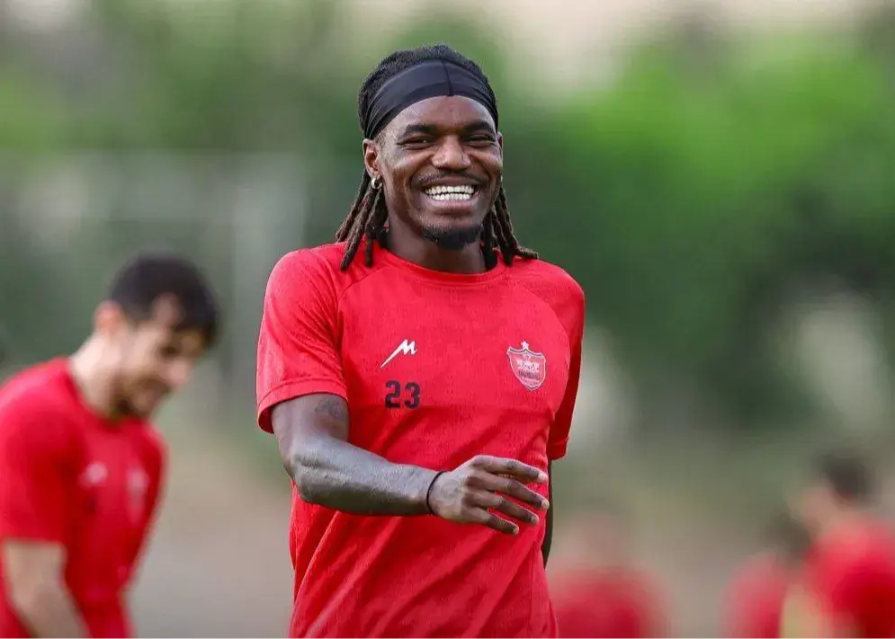 محرومیت فیفا از روی ستاره پرسپولیس برداشته شد