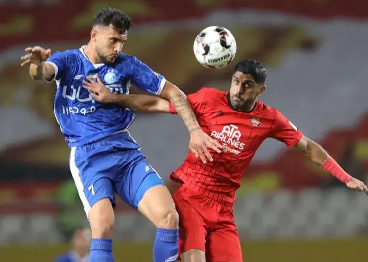 تراکتور – استقلال از استادیوم یادگار خارج شد