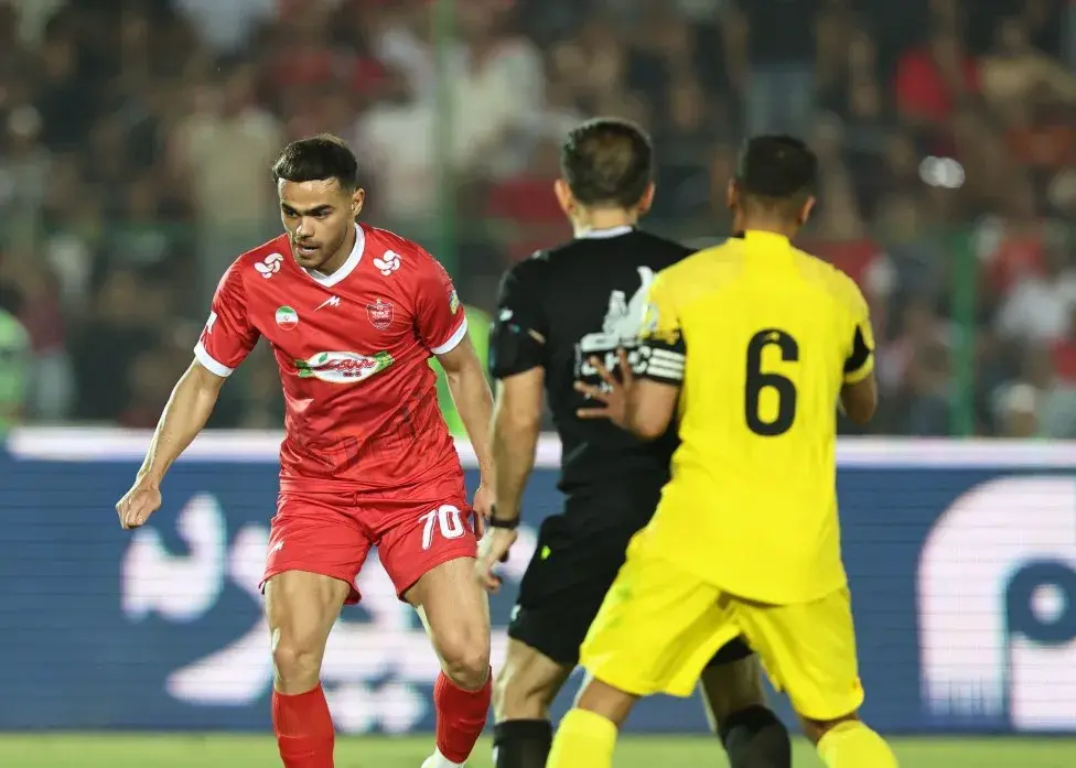 اورونوف تعویضی موثر پرسپولیس برای فرار از شکست