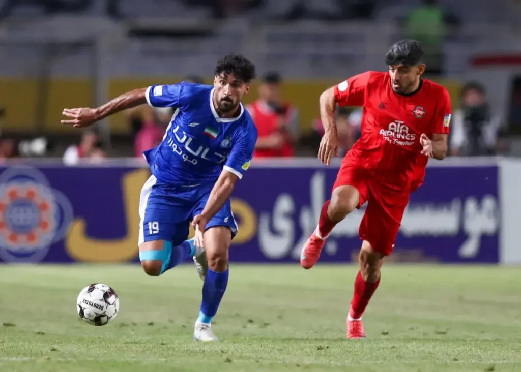 دنیا روی سر مدافع استقلال خراب شد (عکس)