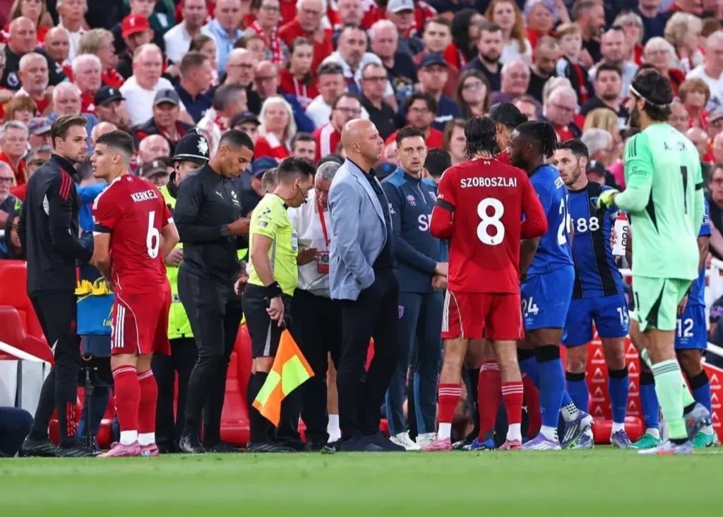 تنبیه سنگین هوادار لیورپول: ممنوعیت تماشای فوتبال