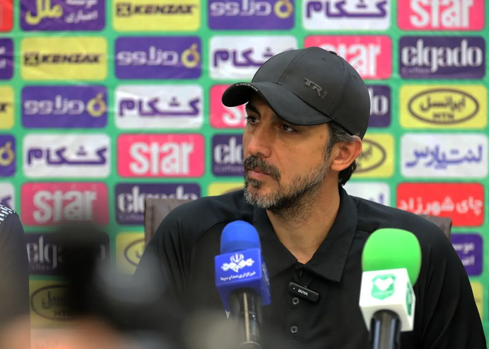 تیمی جوان، باانگیزه و آینده‌دار ساخته‌ایم؛/ رحمتی: درگیر هیاهوی نقل و انتقالات نشدیم