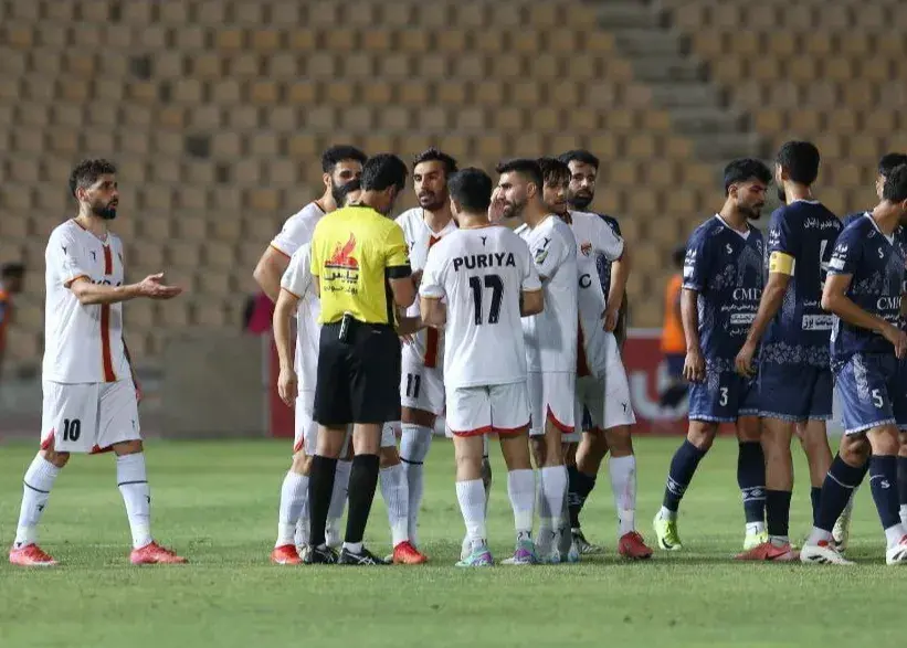 ابلاغیه انضباطی برای یحیی، لک و 3 بازیکن