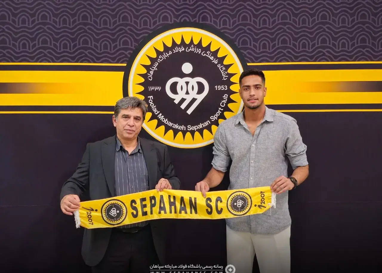 بعد از جدایی نیما میرزازاد:/ گلر برتر کافا به سپاهان پیوست