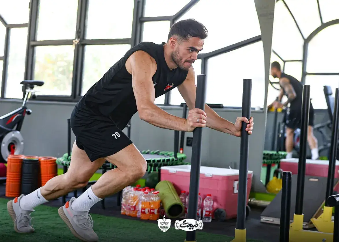 استارت پرسپولیس برای بازی سپاهان