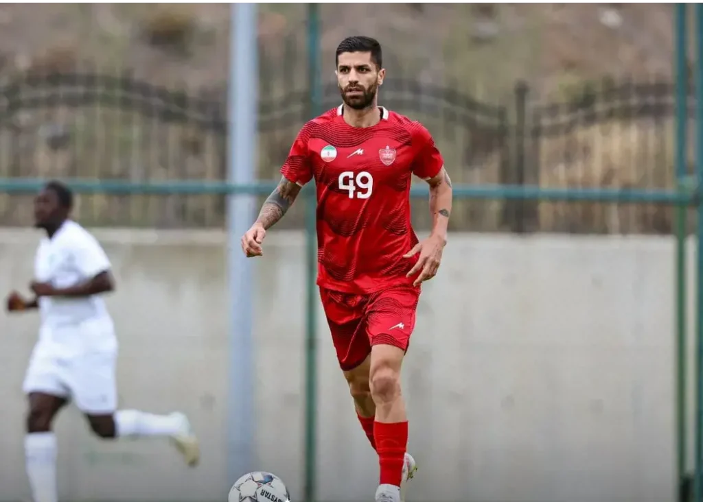 سرلک جلوتر از شکاری و اورونوف؛/ شماره 10 پرسپولیس دوباره تغییر کرد!