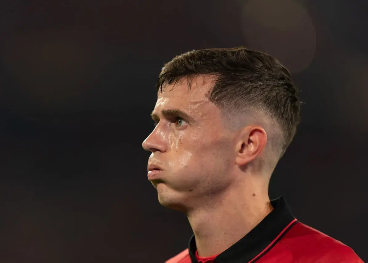 طمع باشگاه کرهای برای گرفتن پول بیشتر/ زمان حضور آسانی در تمرین استقلال تأخیر خورد