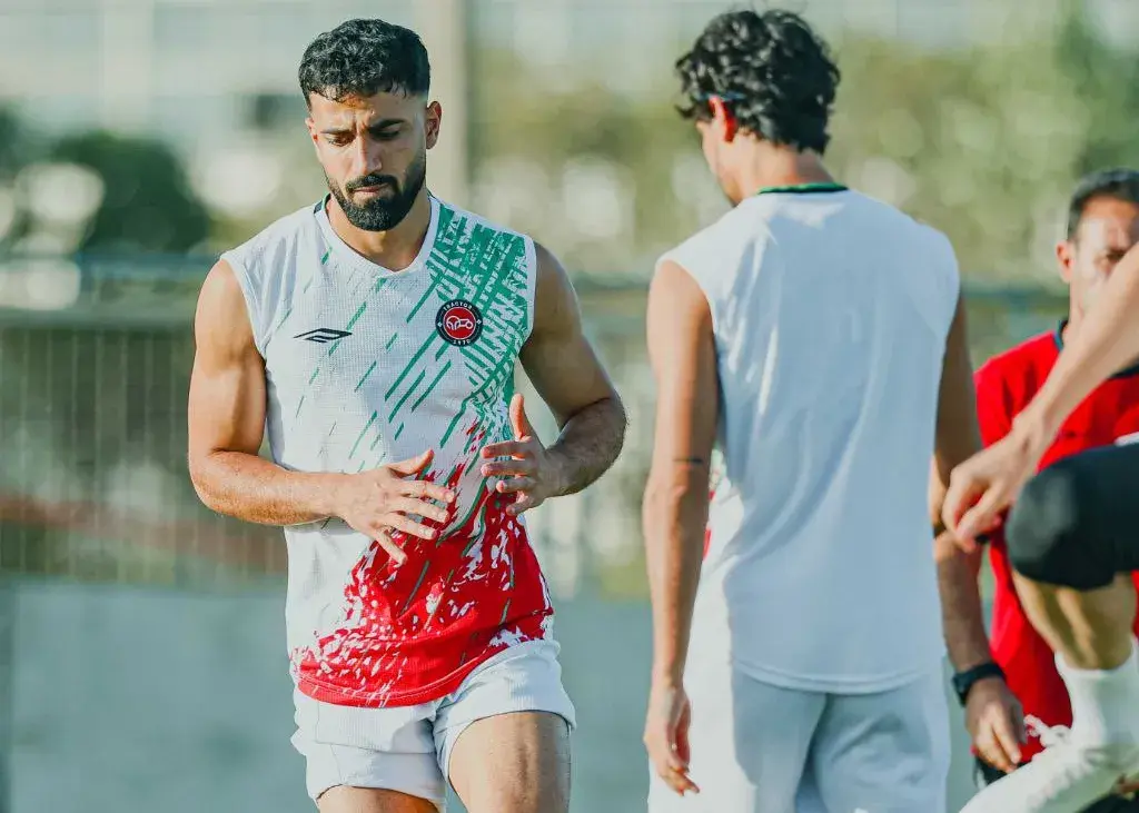 سرخ‌ها بدون مهره باتجربه در جناح راست/ بزرگترین اشتباه پرسپولیس در فصل تابستان