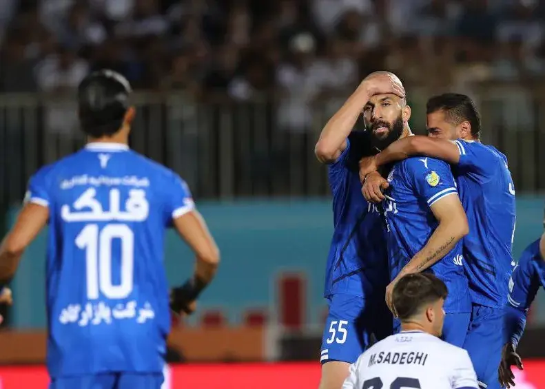 پاس گل، پاداش استوری حمایتی روزبه از رامین