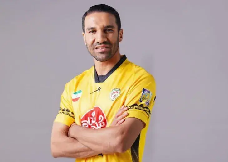 مسعود ریگی زهرش را به پرسپولیس ریخت