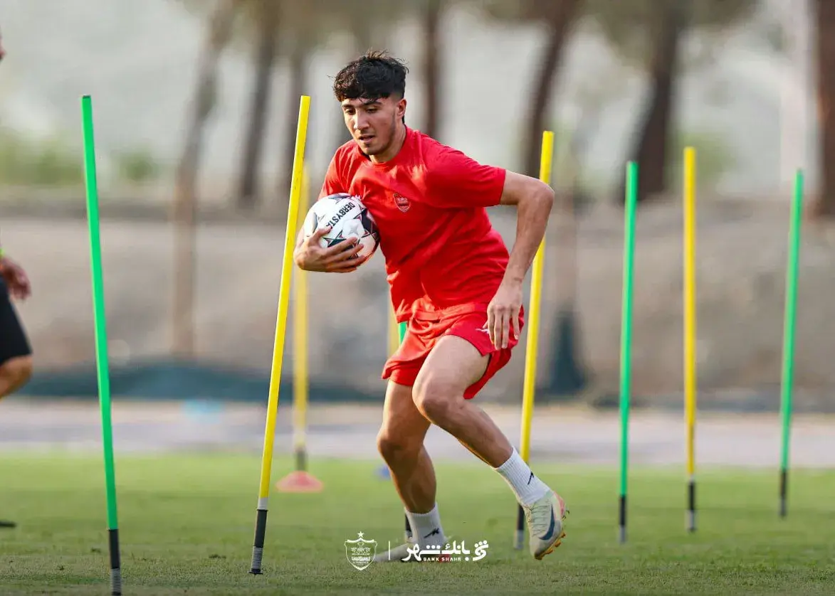 همکاری روانخواه و هاشمیان در دفاع راست