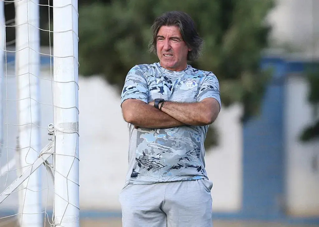 ساپینتو علیه شایعه قهر: او محکم ایستاده است