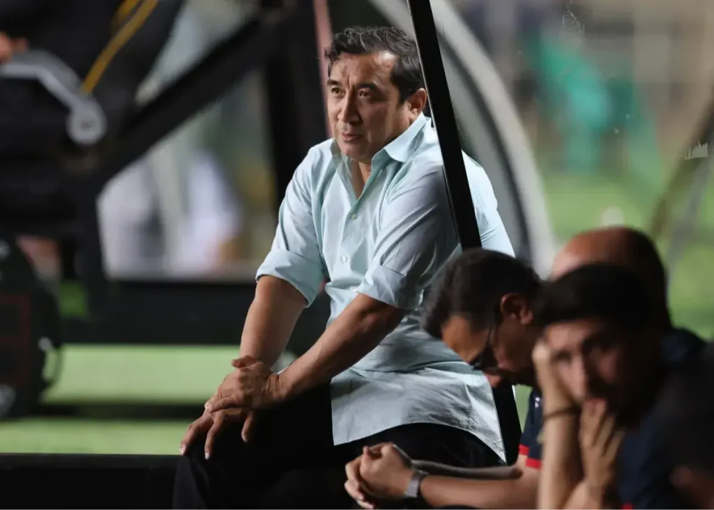 خداداد عزیزی، ستاره تیم ۹۸ و جام دوم!