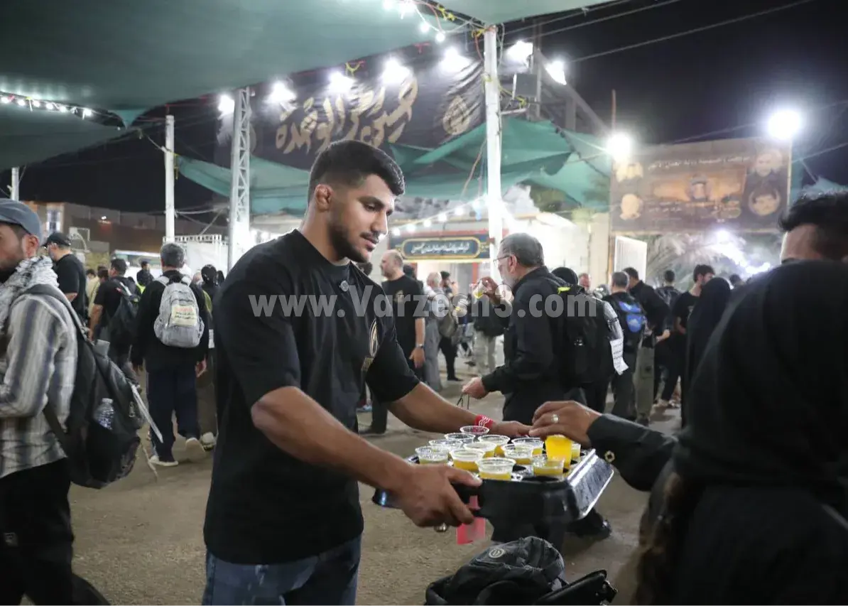 نام آوران ورزش در پیاده‌روی اربعین (عکس)