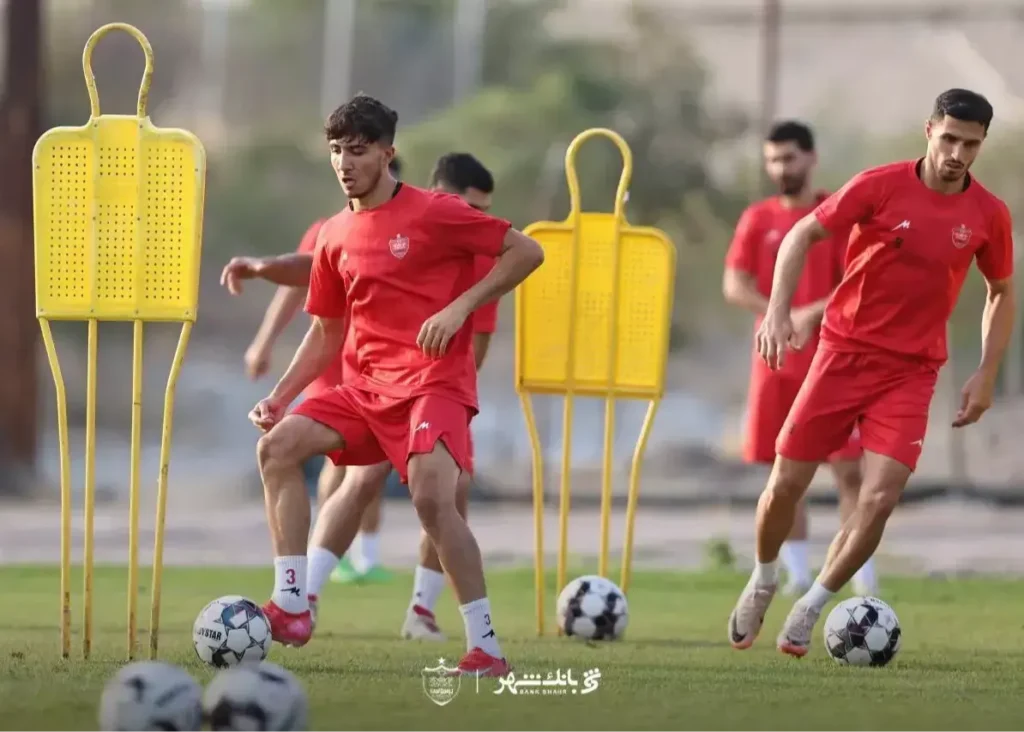 دفاع راست ۱۹ساله گزینه اجباری پرسپولیس شد