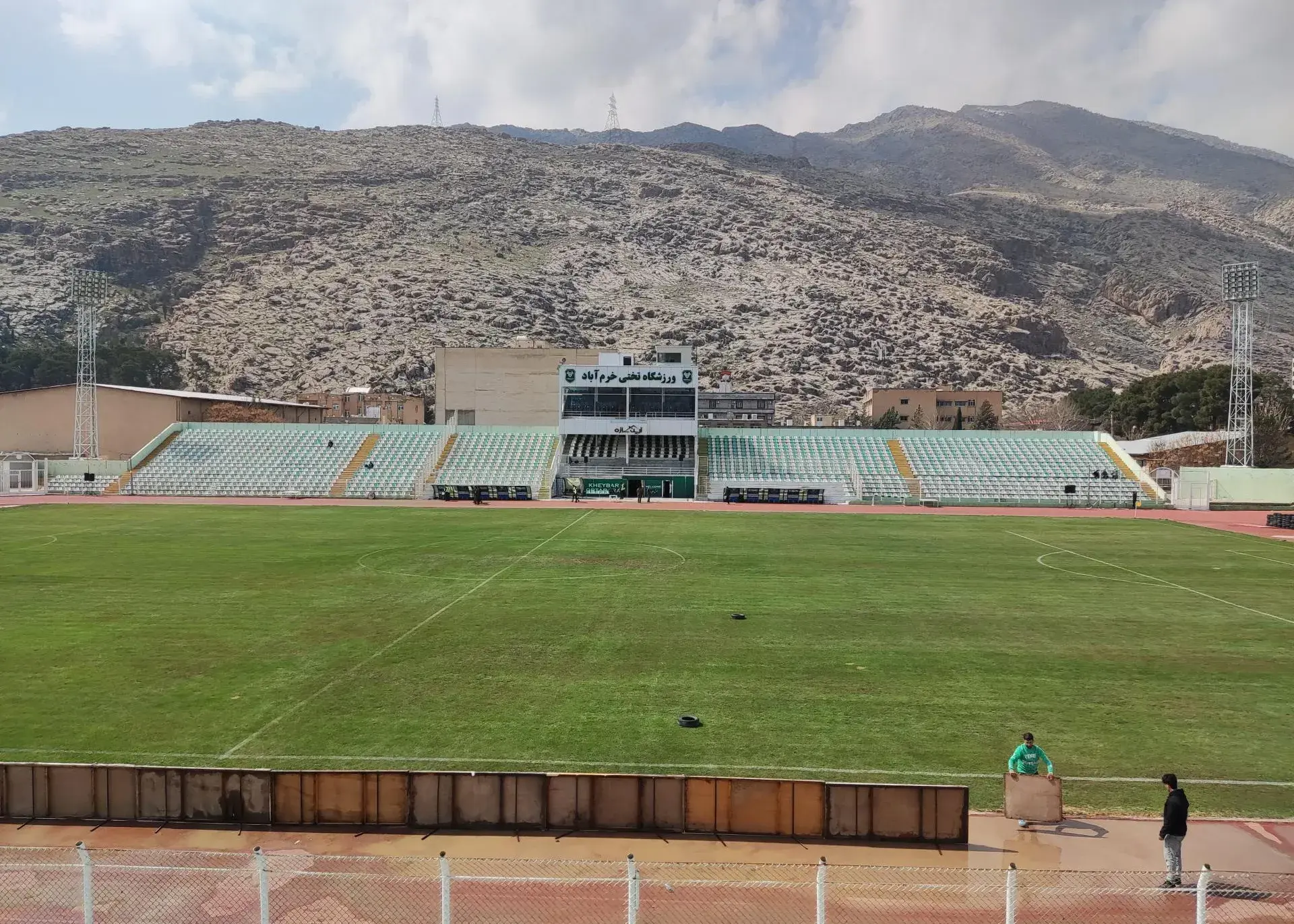 شش تغییر جالب برای استانداردسازی استادیوم خرم آباد